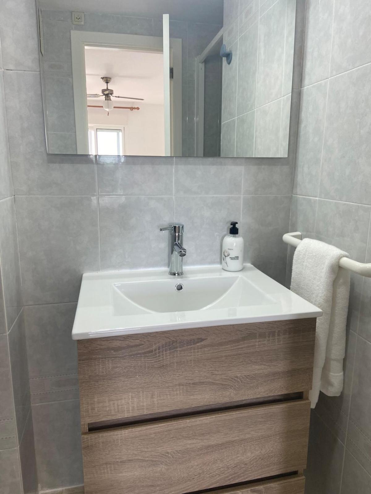 Apartamento En Voramar A 2 Minutos De La Playa 贝尼卡西姆 外观 照片